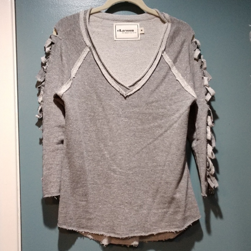 Claeson womens sweatshirt